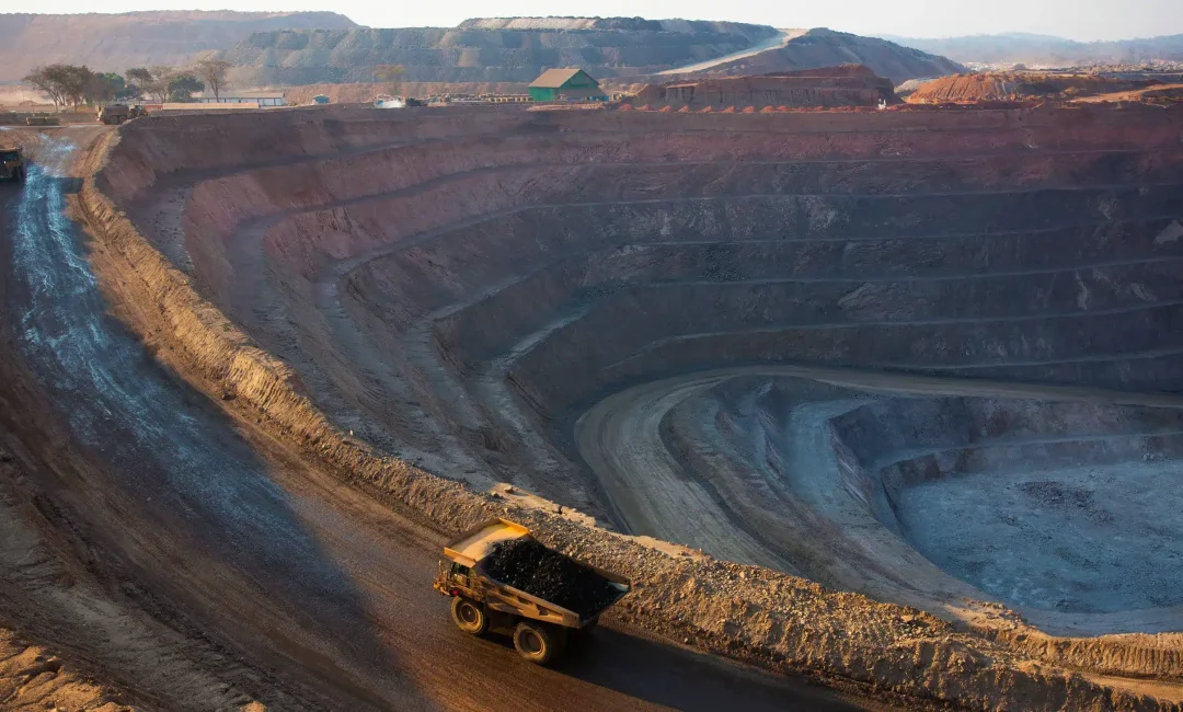 gco-08-01-16-glencore-mine