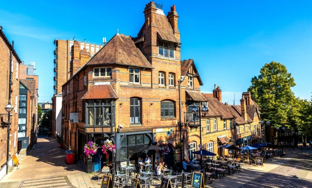 Nottingham,,Uk,-,September,4,,2023:,Traditional,Pub,In,Old
